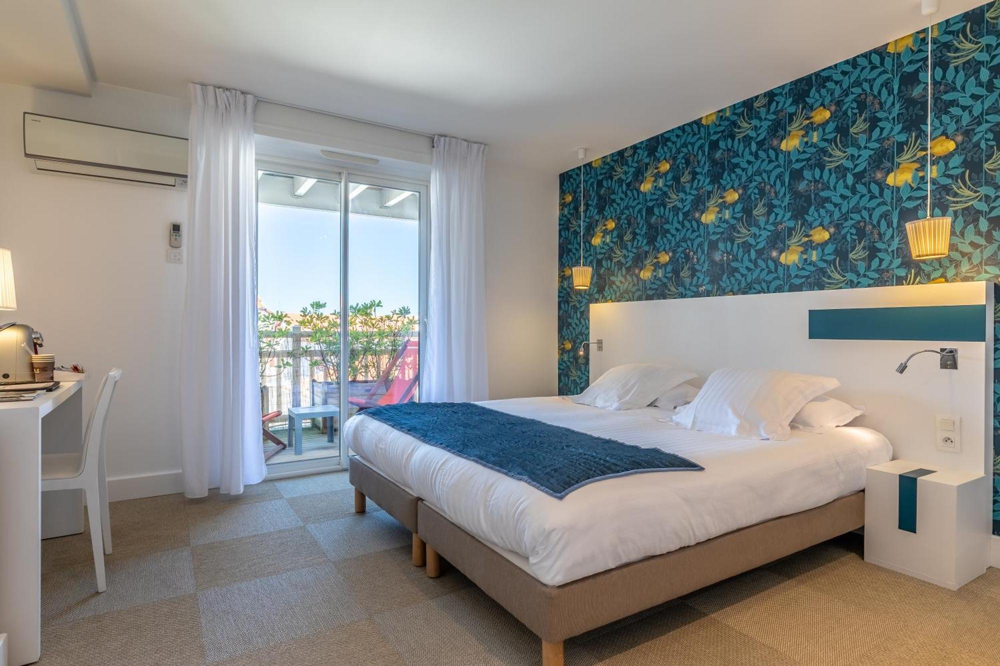 Hotel Kemaris Биариц Екстериор снимка