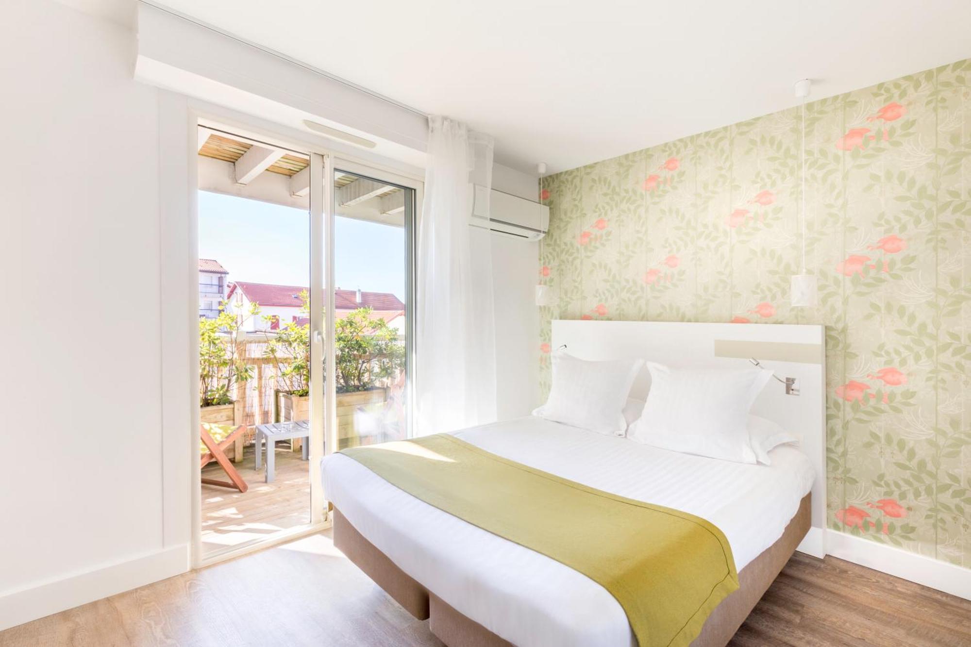 Hotel Kemaris Биариц Екстериор снимка